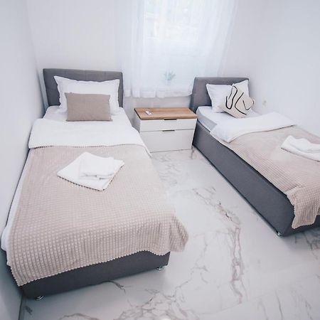 L Apartment ماريبور المظهر الخارجي الصورة